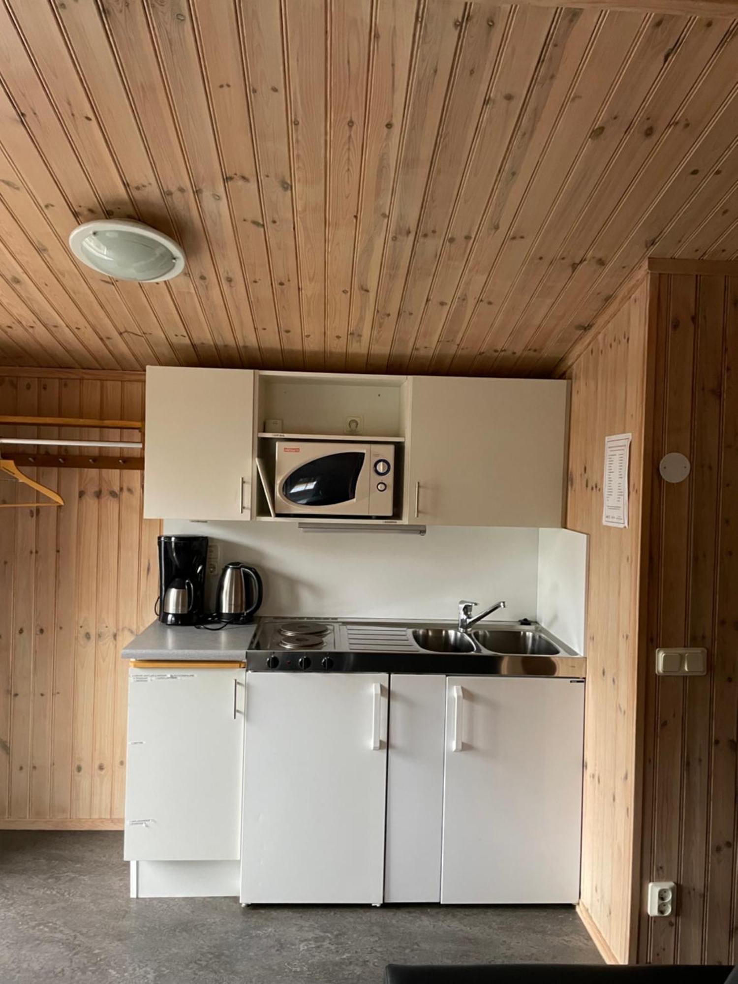 Skara Stads-Camping & Stugby Exterior photo